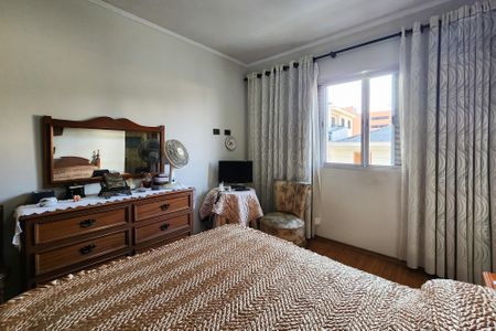 Casa à venda com 182m², 3 quartos e 2 vagasSuíte