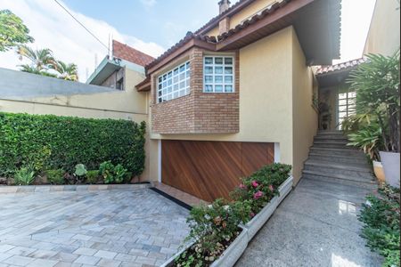 Casa à venda com 300m², 4 quartos e 4 vagasEntrada