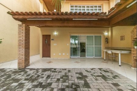 Casa à venda com 300m², 4 quartos e 4 vagasArea Gourmet