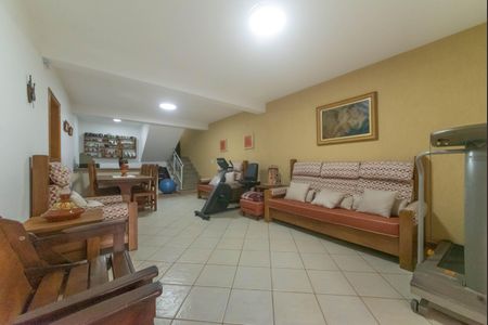 Casa à venda com 300m², 4 quartos e 4 vagasSalão de Festas
