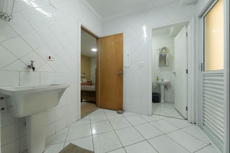 Casa à venda com 300m², 4 quartos e 4 vagasÁrea de Serviço