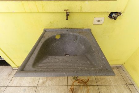 Casa à venda com 94m², 2 quartos e 1 vaga Casa à venda com 94m², 2 quartos e 1 vagaÁrea de Serviço - Churrasqueira