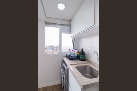 Apartamento à venda com 58m², 2 quartos e 1 vagaCozinha e área de serviço