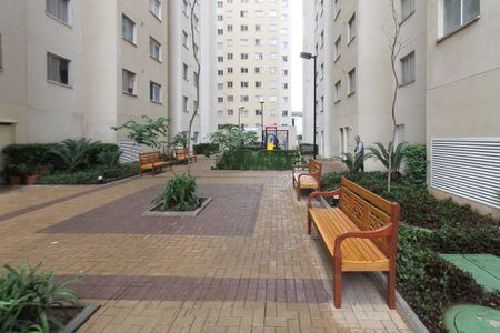 Apartamento para alugar com 33m², 2 quartos e sem vagaÁrea em comun