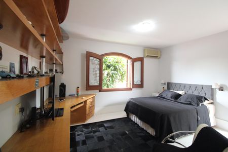 Casa à venda com 460m², 4 quartos e 4 vagasQuarto