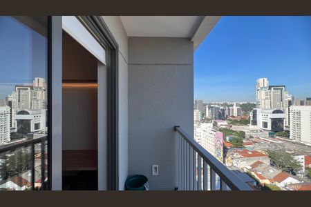 Studio para alugar com 37m², 1 quarto e sem vaga Studio para alugar com 37m², 1 quarto e sem vagaSacada