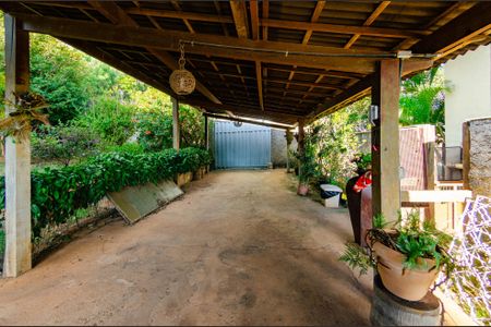 Casa à venda com 444m², 5 quartos e 3 vagasÁrea externa