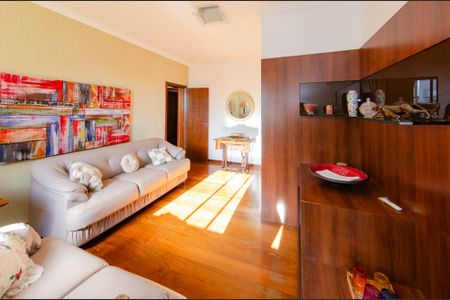 Casa à venda com 444m², 5 quartos e 3 vagasSala 3