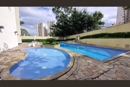 Apartamento à venda com 69m², 3 quartos e 1 vagaÁrea comum - Piscina