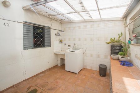 Casa à venda com 119m², 2 quartos e 1 vagaÁrea de Serviço