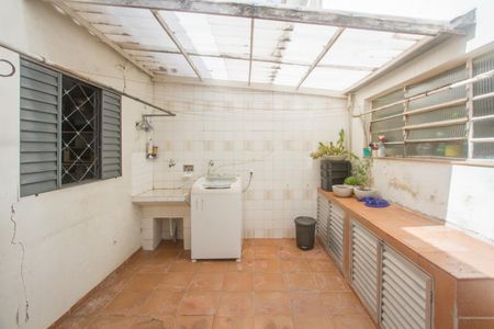 Casa à venda com 119m², 2 quartos e 1 vagaÁrea de Serviço