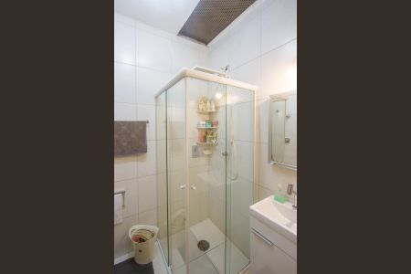 Casa à venda com 119m², 2 quartos e 1 vagaBanheiro