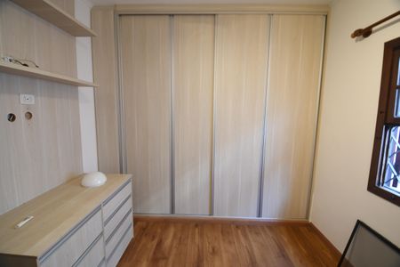 Casa à venda com 152m², 3 quartos e 3 vagasQuarto 2