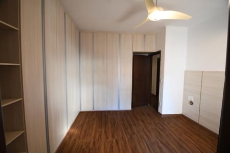 Casa à venda com 152m², 3 quartos e 3 vagasQuarto 3 - Suíte