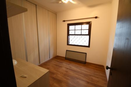 Casa à venda com 152m², 3 quartos e 3 vagasQuarto 2