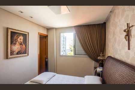 Apartamento à venda com 200m², 4 quartos e 3 vagasSuíte 1