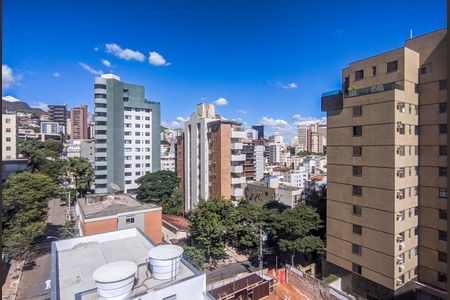Apartamento à venda com 200m², 4 quartos e 3 vagasVista da Suíte 1