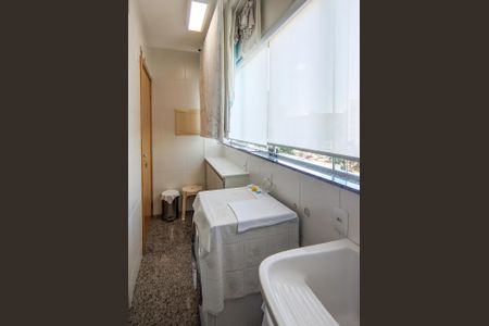 Apartamento à venda com 200m², 4 quartos e 3 vagasÁrea de Serviço