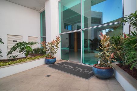 Apartamento para alugar com 250m², 3 quartos e 2 vagasHall de entrada