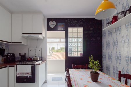 Apartamento à venda com 81m², 2 quartos e 1 vagaCozinha