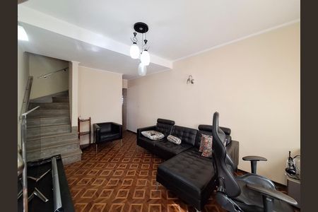 Casa à venda com 131m², 2 quartos e 1 vaga Casa à venda com 131m², 2 quartos e 1 vagaSala