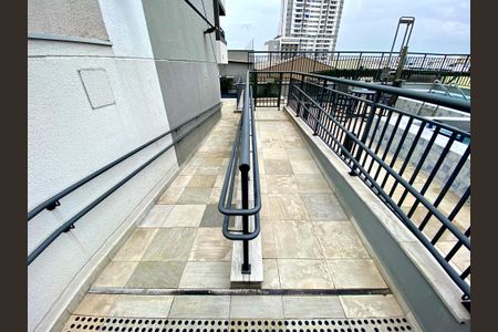 Apartamento à venda com 25m², 1 quarto e sem vagaÁrea comum - Piscina