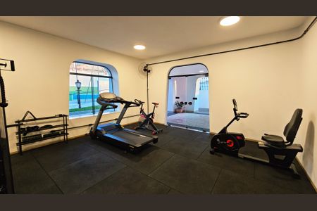 Apartamento à venda com 284m², 5 quartos e 3 vagasÁrea comum - Academia