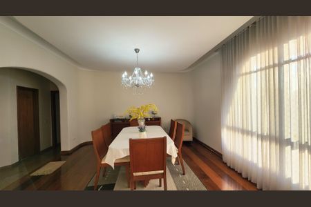Apartamento à venda com 284m², 5 quartos e 3 vagasSala de Jantar