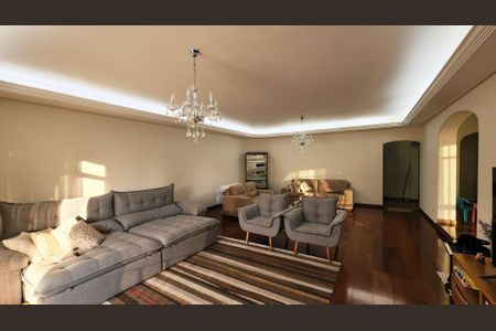 Apartamento à venda com 284m², 5 quartos e 3 vagasSala