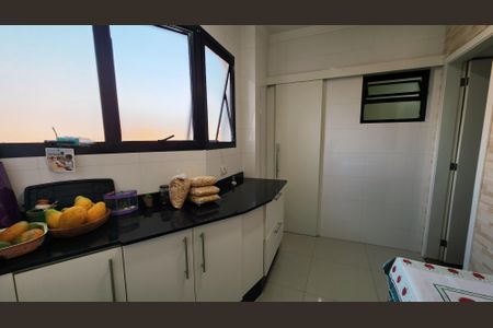 Apartamento à venda com 284m², 5 quartos e 3 vagasÁrea de Serviço