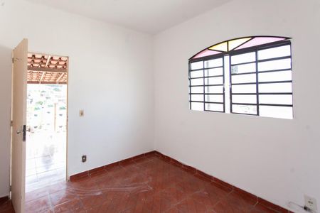 Casa à venda com 300m², 5 quartos e 5 vagasQuarto 4