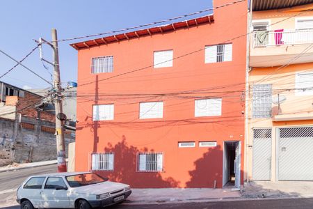 Casa para alugar com 60m², 1 quarto e sem vaga Casa para alugar com 60m², 1 quarto e sem vagaFachada