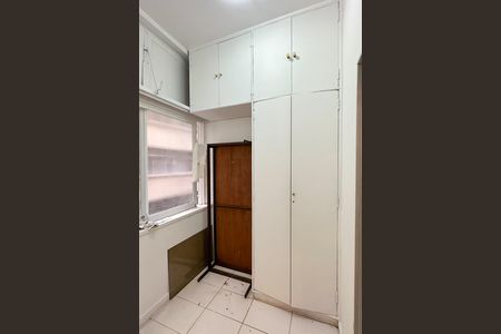 Apartamento para alugar com 170m², 3 quartos e 1 vaga Apartamento para alugar com 170m², 3 quartos e 1 vagaQuarto de Serviço