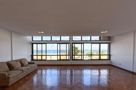 Apartamento para alugar com 170m², 3 quartos e 1 vaga Apartamento para alugar com 170m², 3 quartos e 1 vagaSala