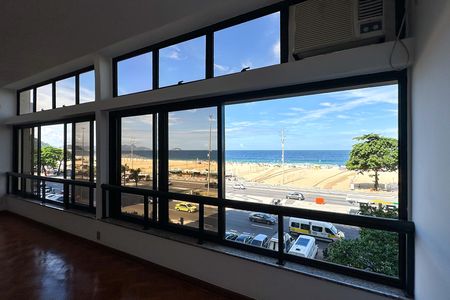 Apartamento para alugar com 170m², 3 quartos e 1 vaga Apartamento para alugar com 170m², 3 quartos e 1 vagaSala