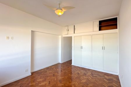 Apartamento para alugar com 170m², 3 quartos e 1 vaga Apartamento para alugar com 170m², 3 quartos e 1 vagaSuíte