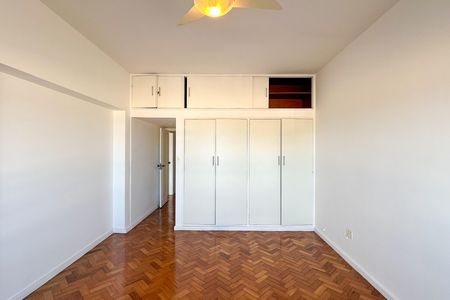 Apartamento para alugar com 170m², 3 quartos e 1 vaga Apartamento para alugar com 170m², 3 quartos e 1 vagaSuíte