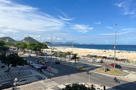 Apartamento para alugar com 170m², 3 quartos e 1 vaga Apartamento para alugar com 170m², 3 quartos e 1 vagaSala