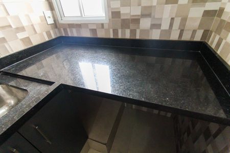 Apartamento para alugar com 47m², 2 quartos e 1 vaga Apartamento para alugar com 47m², 2 quartos e 1 vagaCozinha e Área de Serviço