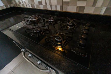 Apartamento para alugar com 47m², 2 quartos e 1 vaga Apartamento para alugar com 47m², 2 quartos e 1 vagaCozinha e Área de Serviço