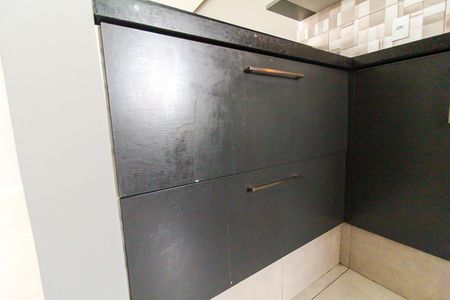 Apartamento para alugar com 47m², 2 quartos e 1 vaga Apartamento para alugar com 47m², 2 quartos e 1 vagaCozinha e Área de Serviço