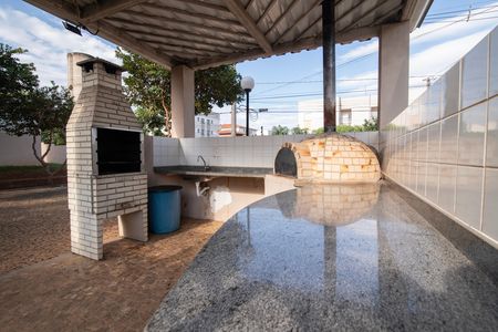 Apartamento para alugar com 78m², 2 quartos e 1 vaga Apartamento para alugar com 78m², 2 quartos e 1 vagaÁrea Comum - Espaço Pizza