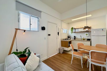 Apartamento à venda com 30m², 1 quarto e sem vaga Apartamento à venda com 30m², 1 quarto e sem vagaSala