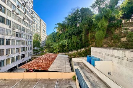 Apartamento à venda com 30m², 1 quarto e sem vaga Apartamento à venda com 30m², 1 quarto e sem vagaVista