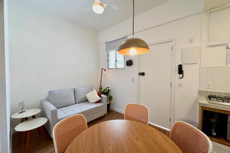 Apartamento à venda com 30m², 1 quarto e sem vaga Apartamento à venda com 30m², 1 quarto e sem vagaSala