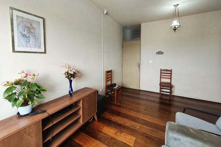 Apartamento à venda com 95m², 3 quartos e 1 vaga Apartamento à venda com 95m², 3 quartos e 1 vagaSala