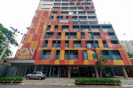 Studio para alugar com 28m², 0 quarto e sem vaga Studio para alugar com 28m², 0 quarto e sem vagaFachada