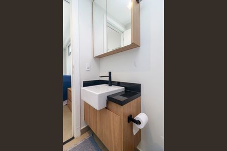 Studio para alugar com 28m², 0 quarto e sem vaga Studio para alugar com 28m², 0 quarto e sem vagaBanheiro