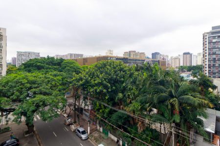 Studio para alugar com 28m², 0 quarto e sem vaga Studio para alugar com 28m², 0 quarto e sem vagaCoworking - Vista