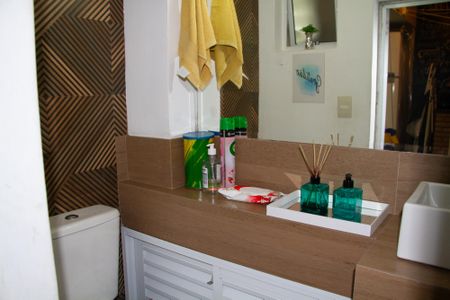 Casa de condomínio à venda com 140m², 3 quartos e 4 vagasLavabo 2